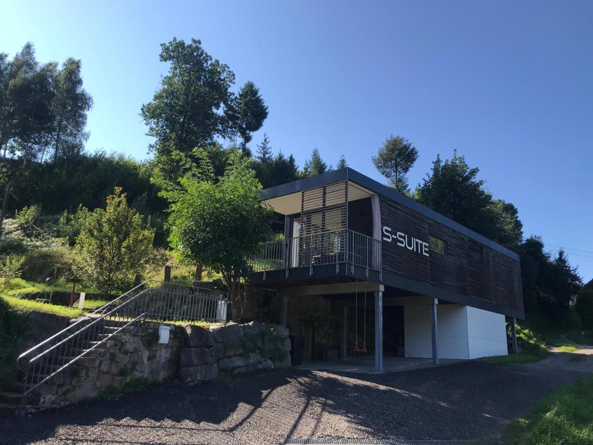 S-Suite Das Design-Ferienhaus Im Schwarzwald Biberach  Bagian luar foto